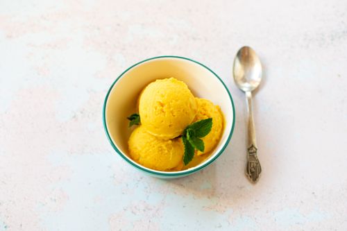 Helado de mango-amazake