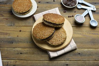 Dorayaki: gluten-free pancakes with anko
