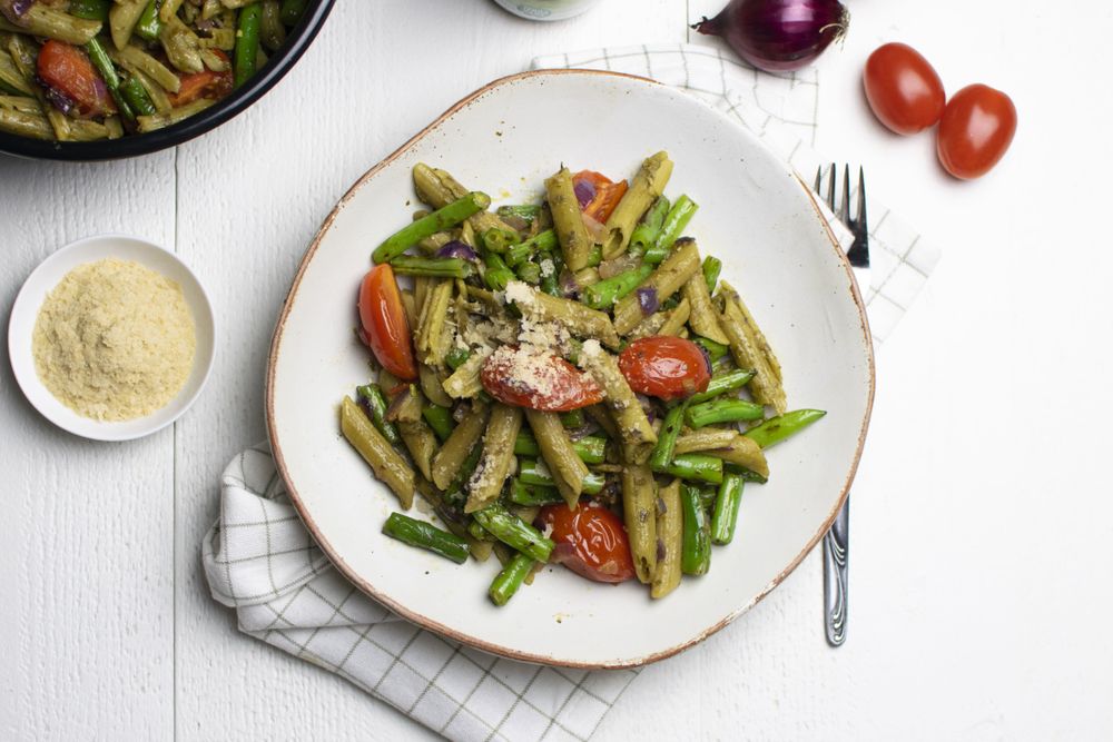 Pasta pesto with stir-fried green beans | Terrasana Positive Eating