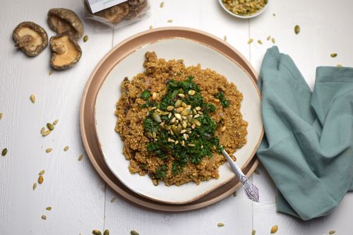 Rissoto de quinoa con shiitake y col rizada