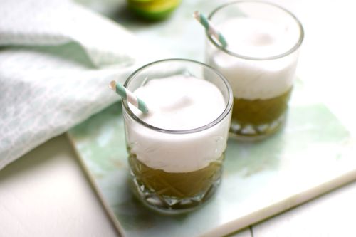 Matcha-cocktail with aquafaba mousse