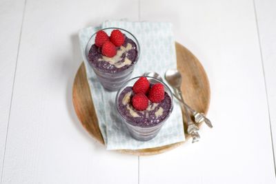 Purple chia pudding