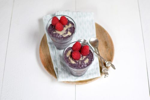 Paarse chiapudding