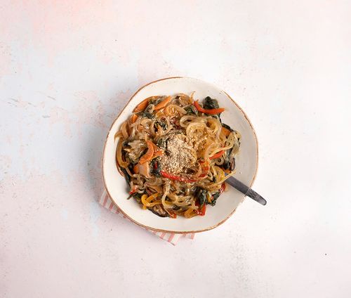 Schnelles veganes Japchae mit Dangmyeon