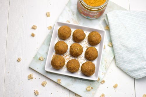 Energy balls with ginger and turmeric