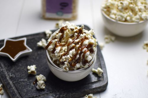 Palomitas de maíz con caramelo salado